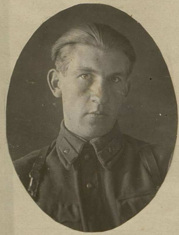 Фотография: Шибаев командир взвода