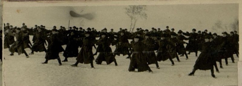 Фотография: Общая физзарядка - лето-зима