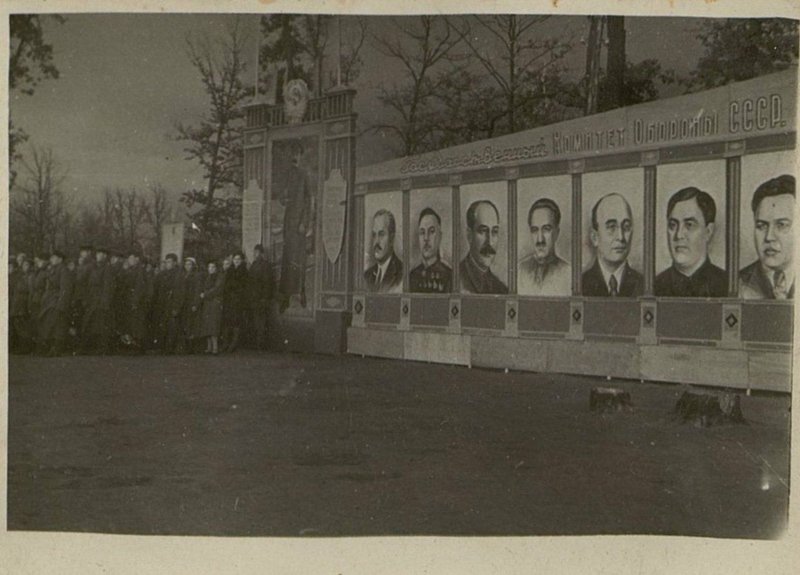 Фотография: Наглядная агитация