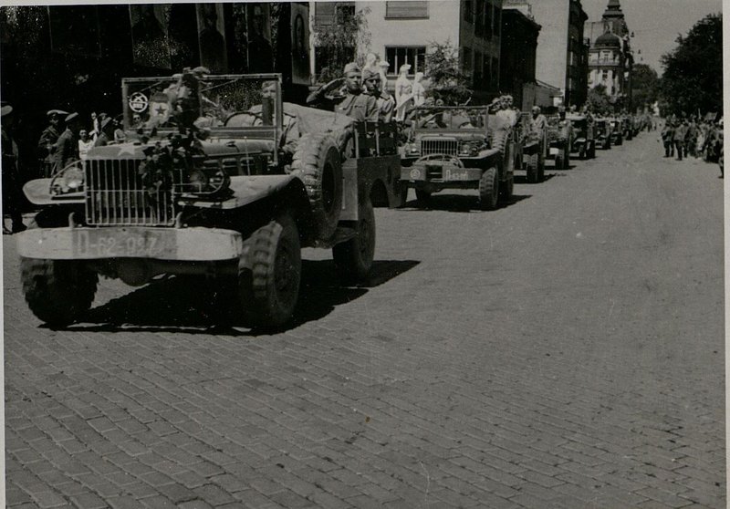 Фотография: Встреча воинов-победителей Красной Армии на площади Царь Освободитель г. София