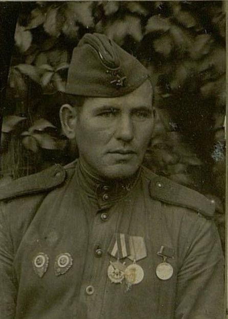 Фотография: Подвиг рядовых Швецова Н.П. и Филаретова И.Е.