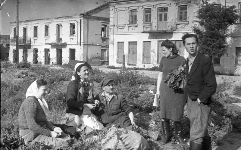 «1-й Украинский фронт. Освобождённый Владимир-Волынский.»