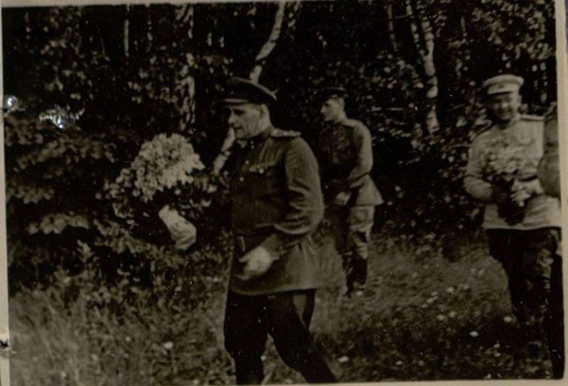 Фотография: Приезд члена Военного Совета генерала майора Чекаловского в день физкультуры