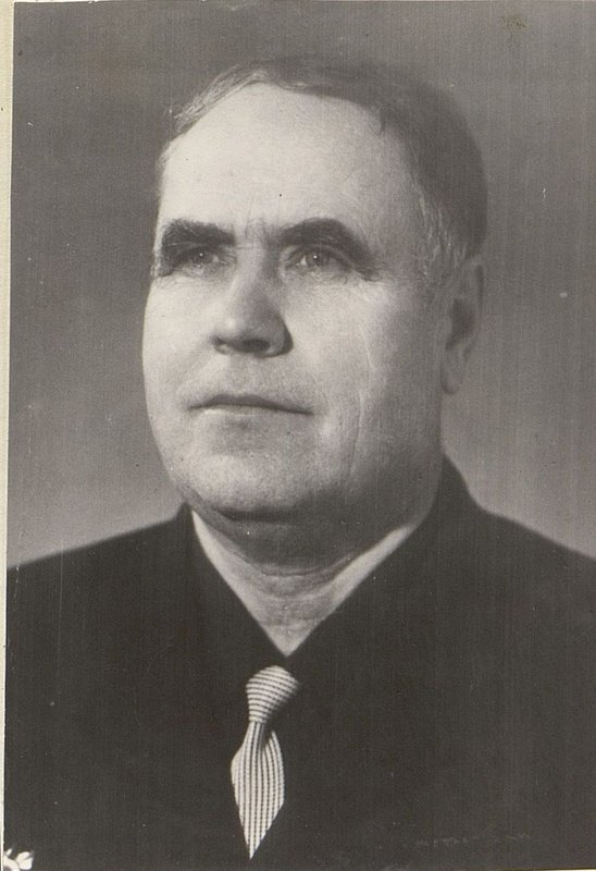 Фотография: Гвардии капитан Петренко Л.А. командир 5-ой батареи