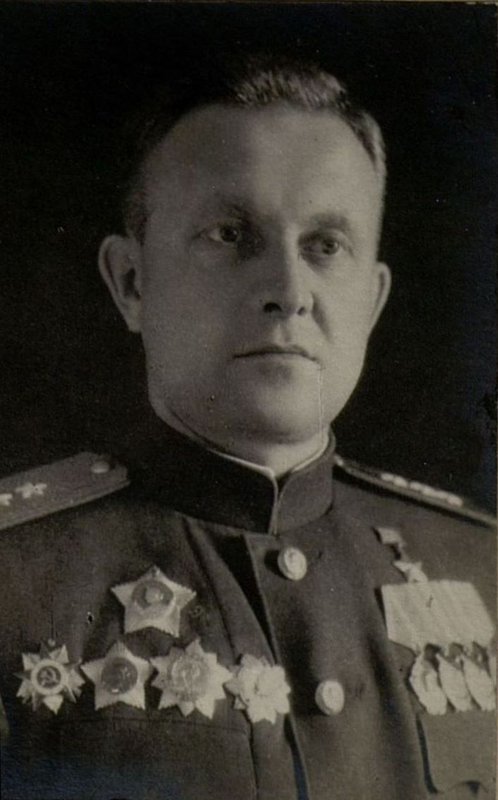 Фотография: Альбом боевых действий 1 воздушной армии в Восточно-Прусской операции 13.1-20.3.1945 г.