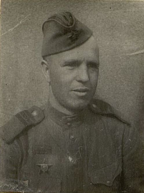 Фотография: Гвардии сержант Михеев Д.Г.
