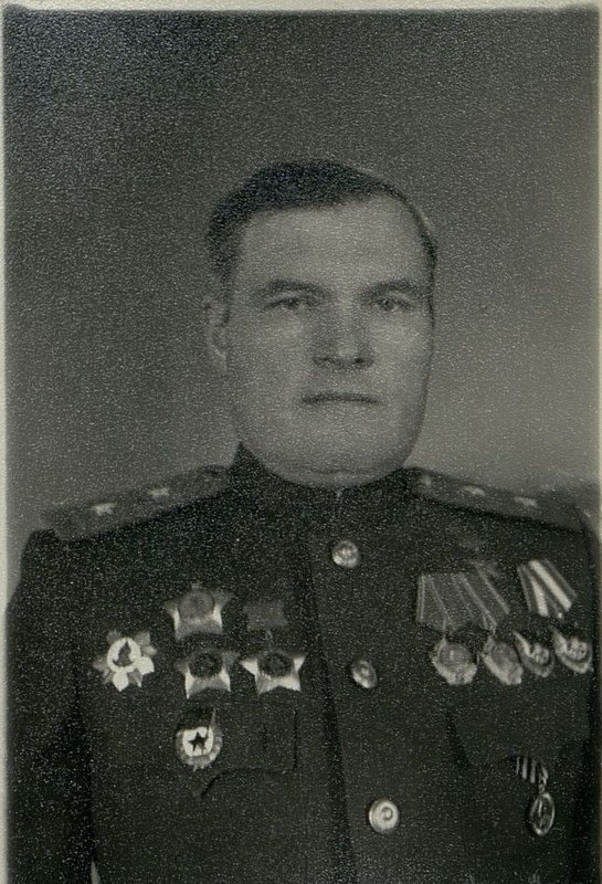 Фотография: Командир 27 стрелкового корпуса генерал-лейтенант Черокманов