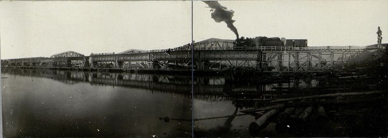 Фотография: Общий вид нового временного моста