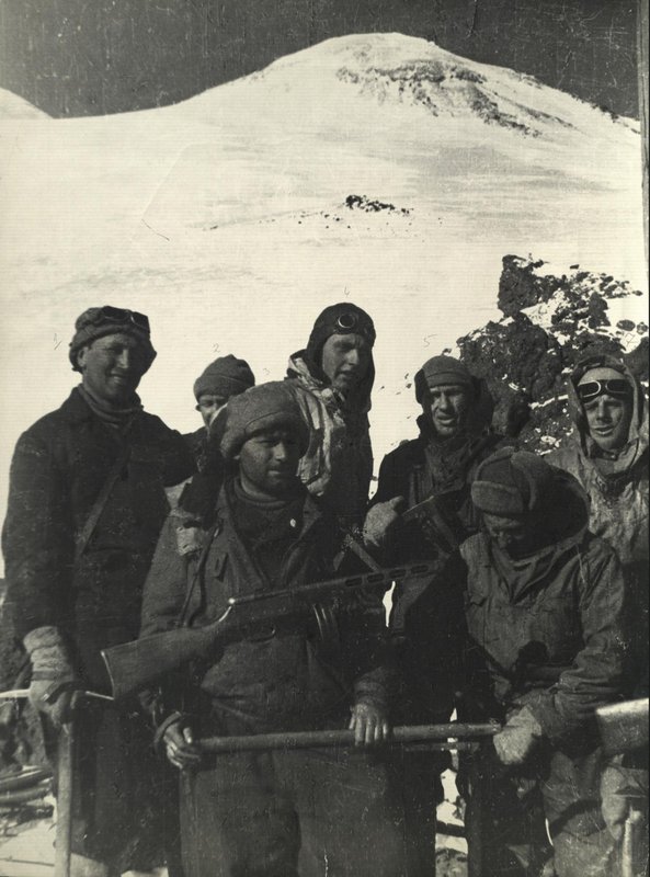 Assault group of the Transcaucasian Front that installed Soviet flags instead of German ones on Elbrus peak.