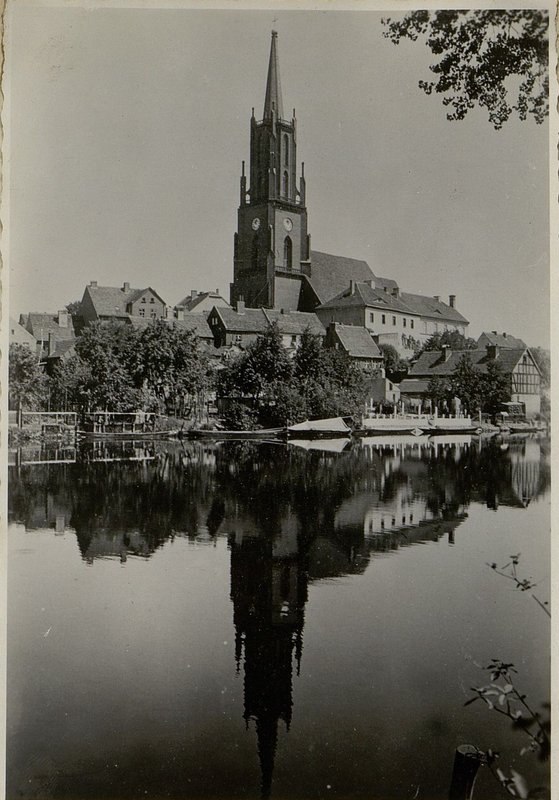 Фотография: г. Ратенов. Церковь Святой Марии-Андрея