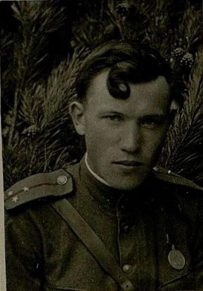 Фотография: Старший лейтенант Алексеев В.С. Заместитель командира роты по политчасти