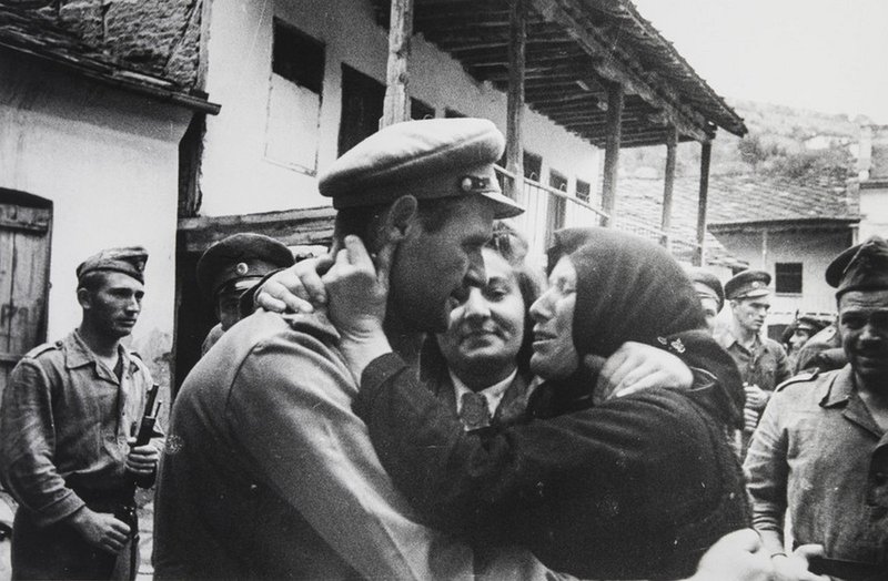 Ванга встречает советских солдат