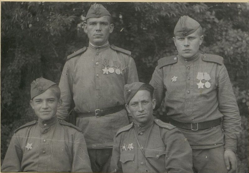 Image: 1st row: Red Army soldier Gnen and Lieutenant Inyukin. 2nd row: Red Army soldier Prokopenkov and Red Army soldier Petrov