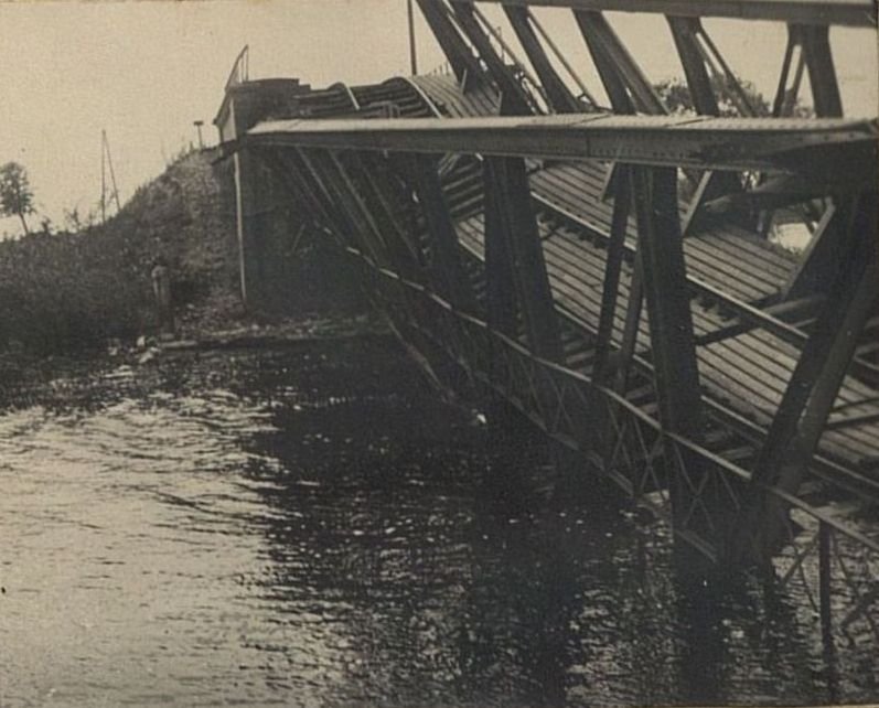Фотография: Расчистка р. Хавель для судоходства