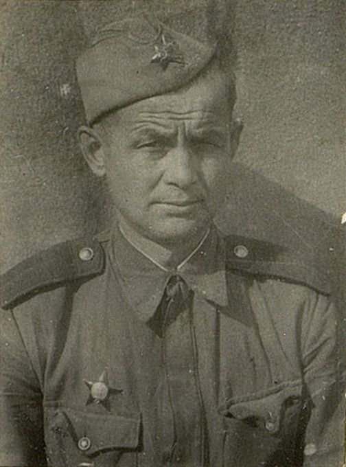 Фотография: Гвардии старшина Ермишкин В.С. санинструктор. 1 стрелкового батальона