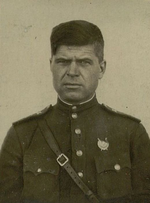 Фотография: Майор Барсуков Никифор Данилович. Командир 1585 зенитного артиллерийского полка 47 зенитной дивизии РГК (Резерва главного командования) северо - западного фронта