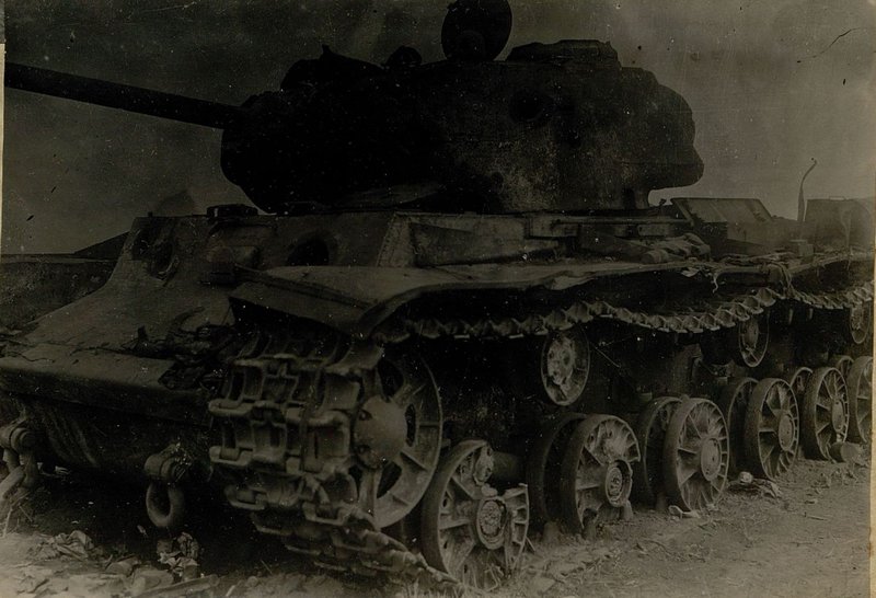 Image: German tank knocked out on the Protasovo-Grinev highway on 13.7.43 - 4 battery 539 Howitzer artillery regiment of the 12th Artillery division of the strategic reserve