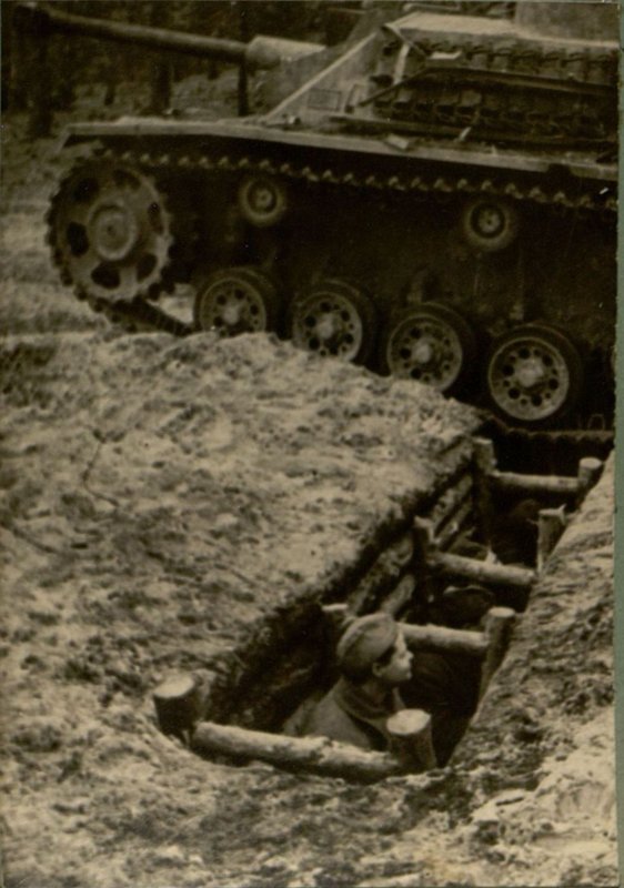 Фотография: Обкатка танком