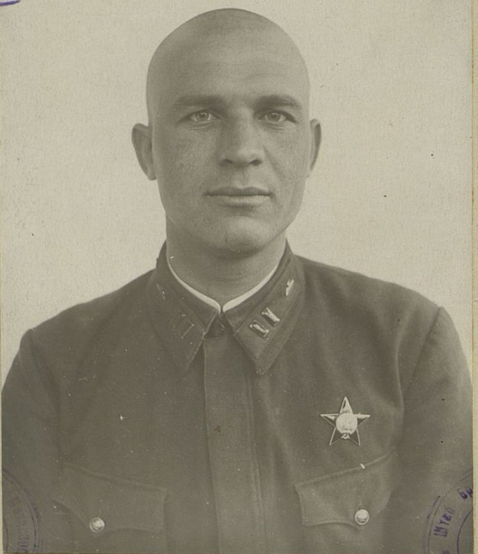 Фотография: Комиссар 1-го танкового батальона Бат. Комиссар Почепаев А.В.