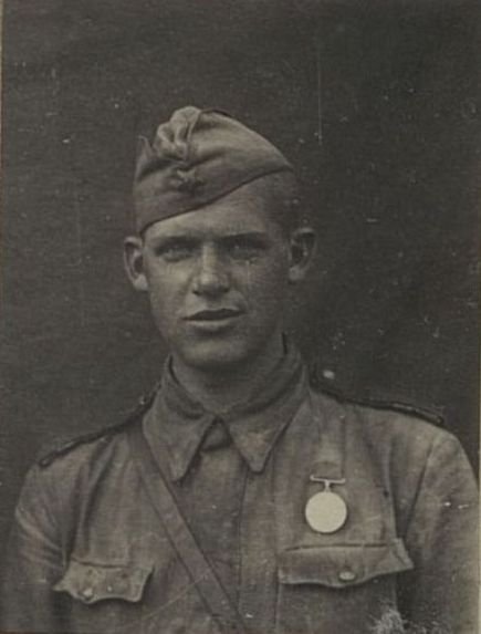 Image: The squad leader, foreman N.N. Klyuev