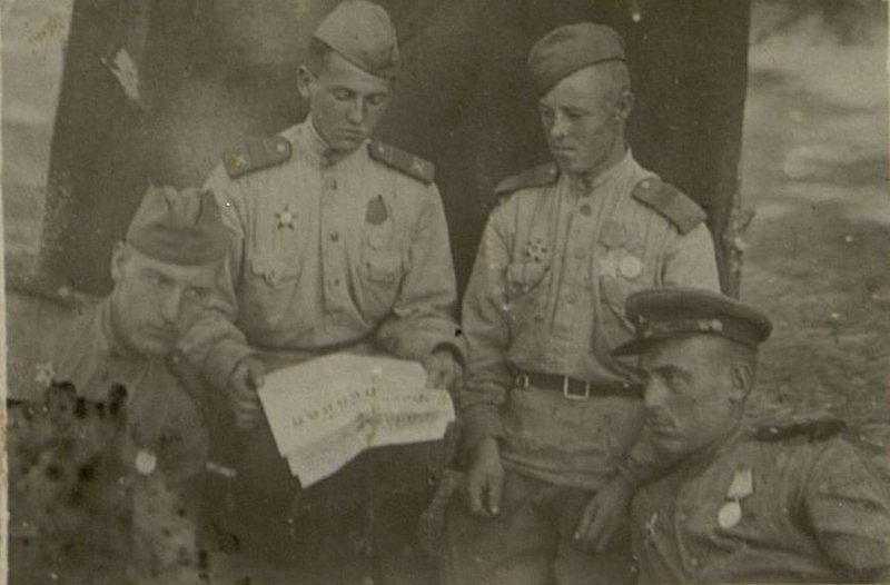 Image: Communist gun commander senior sergeant Kazachenko I.F. - the best agitator of the 6th battery