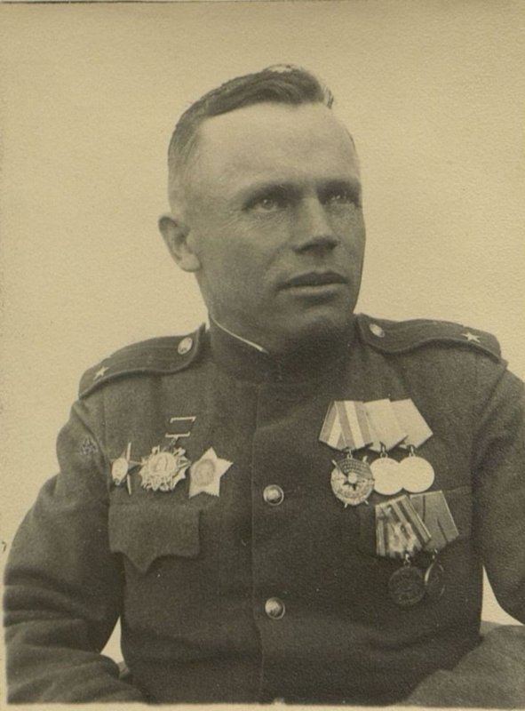 Фотография: Командир полка. Подполковник Юдин Степан Васильевич