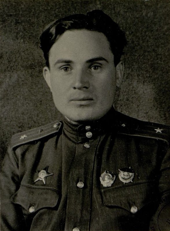Фотография: Командир 2-го танкового батальона майор Антонюк Виталий Васильевич