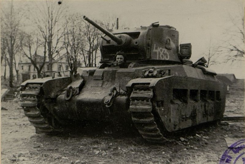 Image: Tank "MK-2" on the march Pskov - the village of Unipikha