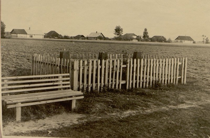 Фотография: Могила № 2, Гродненская обл., Лидский район, Дубровенский сельский совет