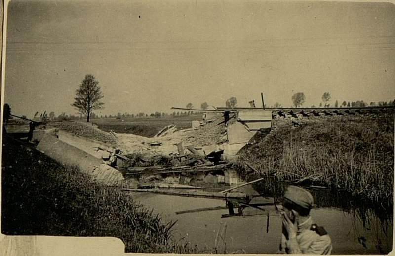 Фотография: Разрушенный мост 189 км гк 1