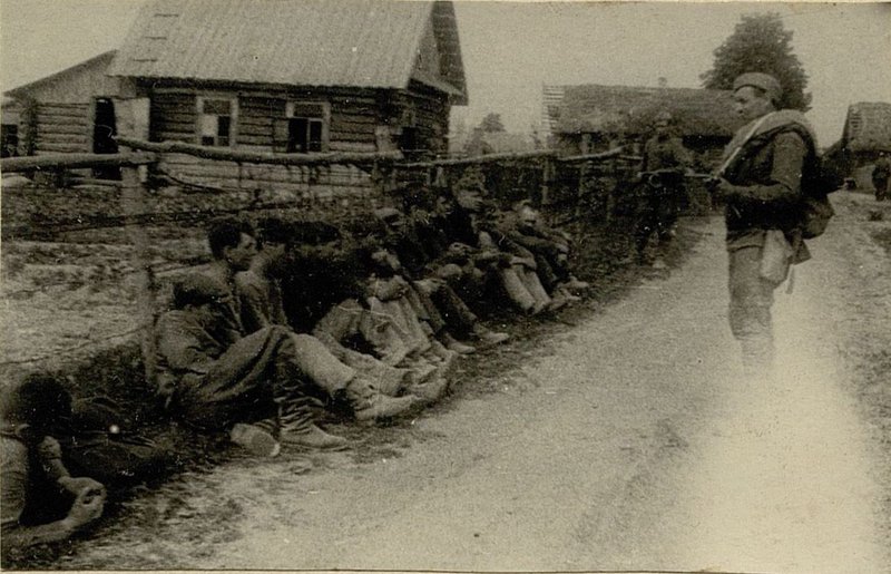 Фотография: Все, что осталось от Оршанского гарнизона, защищавшего город