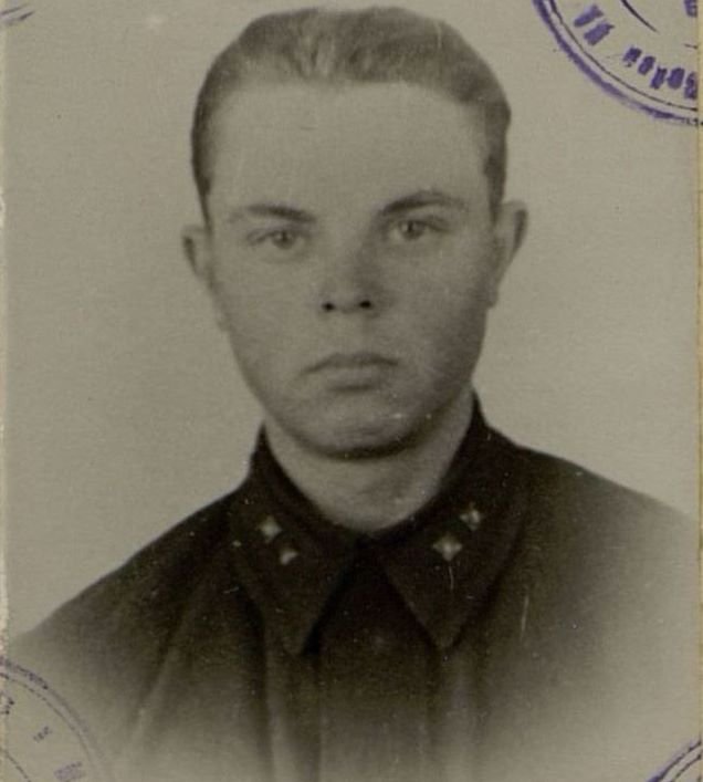 Image: The company commander of medium tanks, Lieutenant F.A. Danilov