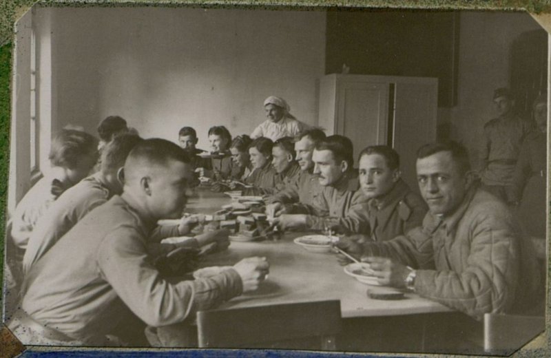 Image: The table of privates and sergeants