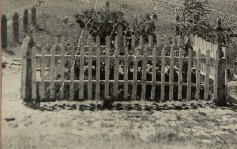 Image: War burial, Grodno region, Zelnensky district, Kostrovichi cemetery