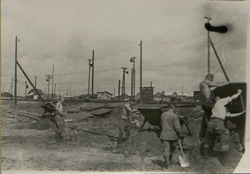 Фотография: Смычка [...]тировочный парк [...]зведение насыпи пути № 32