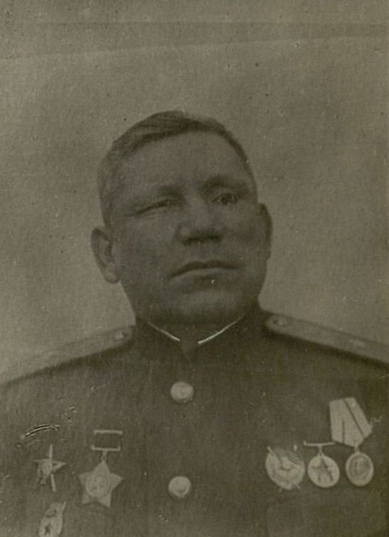 Фотография: Генерал-майор Москалик Михаил Эммануилович. Командир 7 Гвардейской стрелковой дивизии