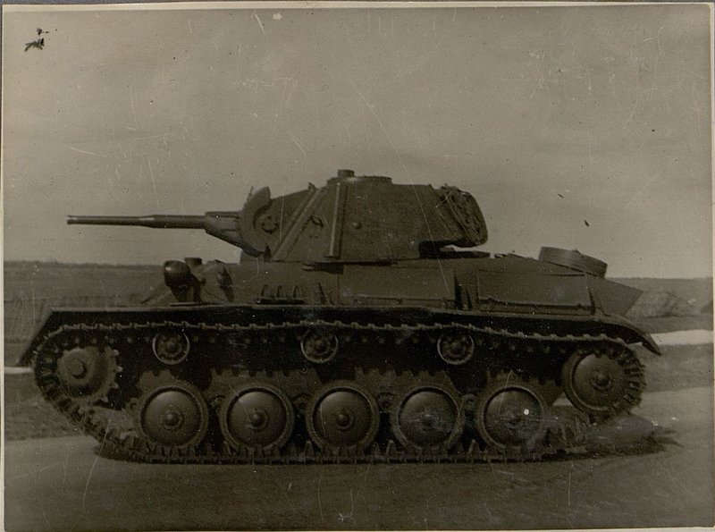 Фотография: Лёгкий танк Т-70м