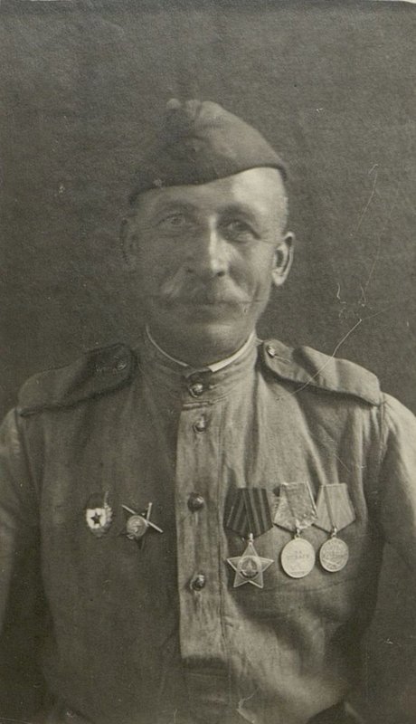 Image: Red Army soldier Pavel Ivanovich Kolonanov