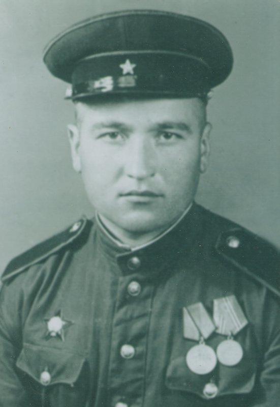 Назаров Камол