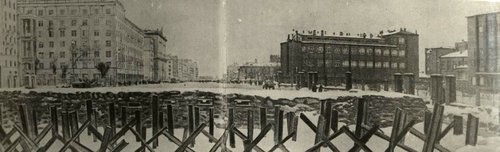 Moscow streets with anti-tank obstacles