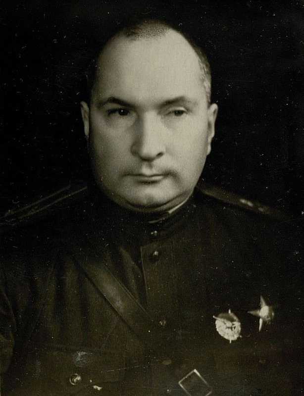 Фотография: Гвардии полковник Воробьев Василий Герасимович. Начальник штаба 5 Гвардейской Валдайской истребительной авиационной дивизии