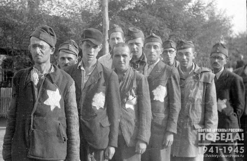 A group of Jews liberated by the Red Army in the vicinity of Bor village