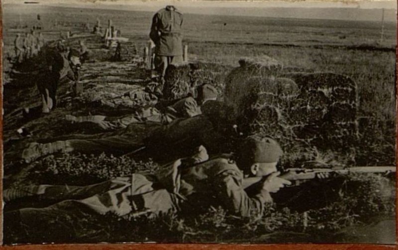 Фотография: Начальник штаба округа генерал майор Богданович во время инспекторской поверки