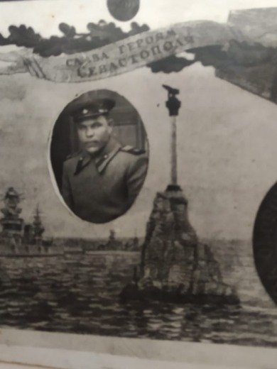 Glory to the Heroes of Sevastopol!Victor Andreevich Dorokhovsky Born in 1923, Junior Sergeant, Sevastopol 1944
