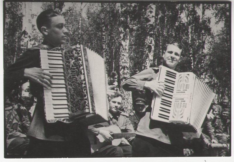 «А. Марьин и П. Гвоздев, Смоленское направление.»