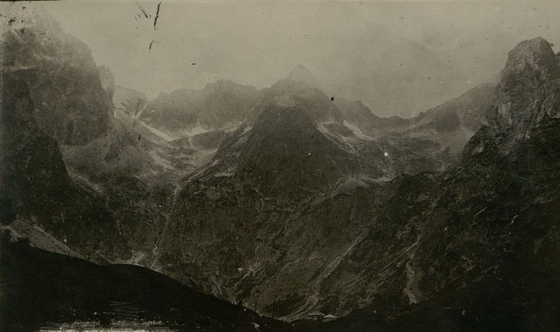Image: View of the Tatras from the Poprad district