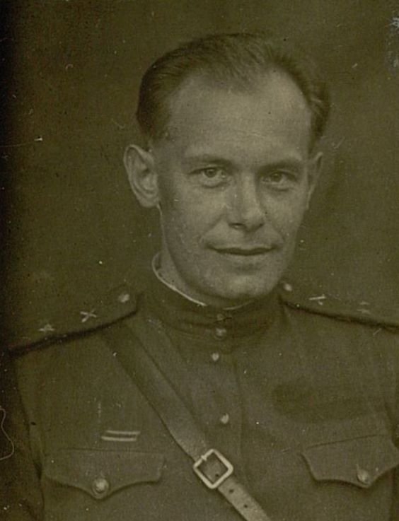 Image: Lieutenant-Colonel Peskov Nikolay Alexandrovich. Commander of the 940th artillery regiment of the 370th rifle division