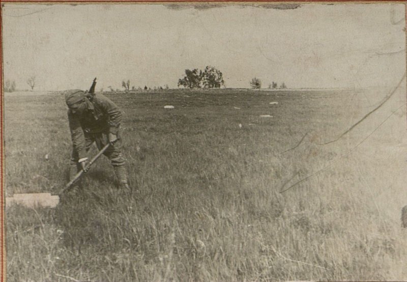 Фотография: Боевое задание по минированию перед передним краем обороны 277 стрелковой дивизии