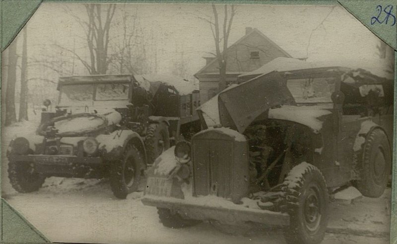 Фотография: Немецкие автомашины захвачены нашими частями в районе с. Пушкино