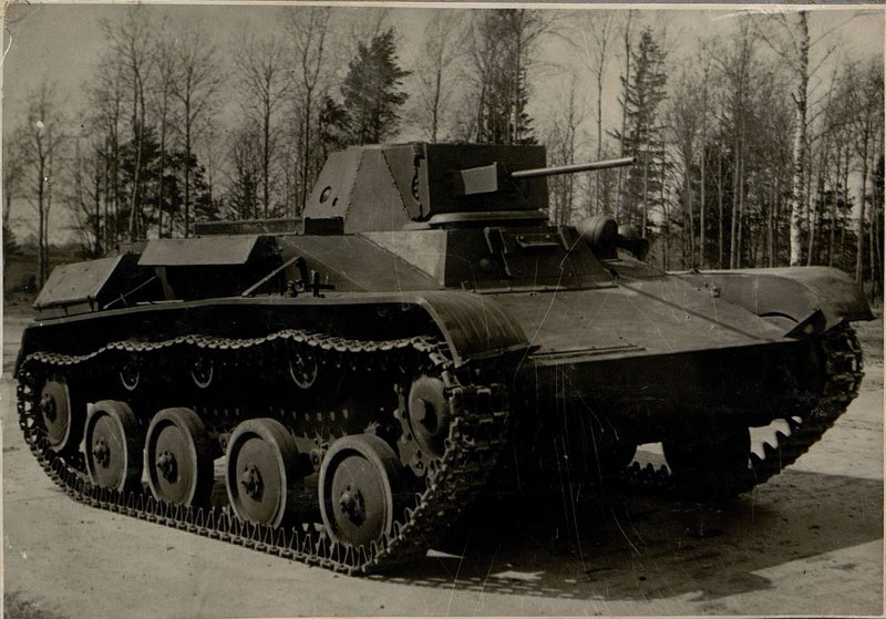 Фотография: Лёгкий танк Т-60